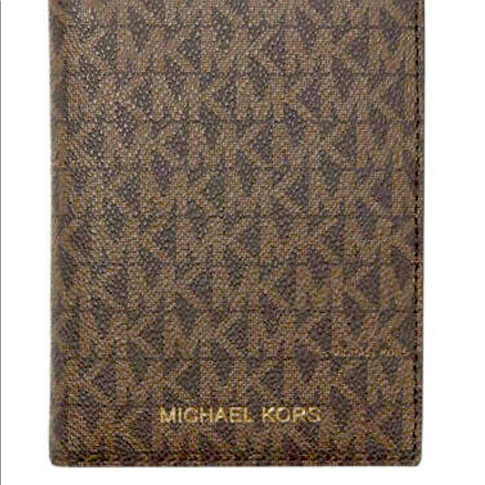 Michael Kors Bedford Travel Passport Wallet